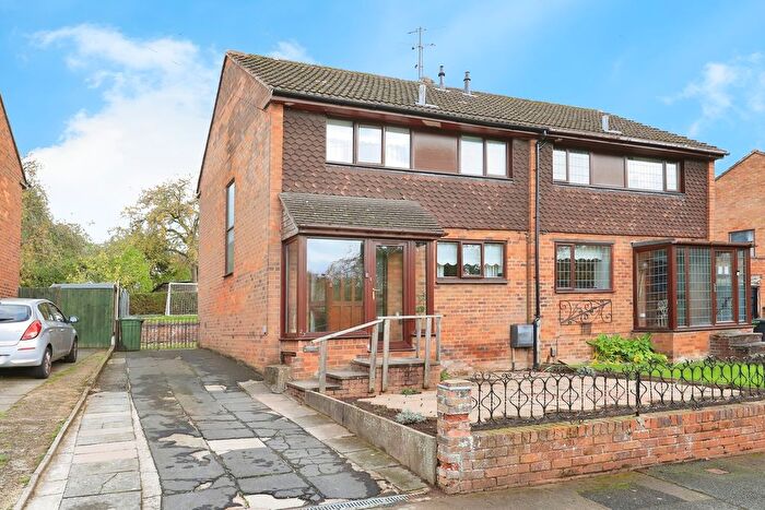 3 Bedroom Semi Detached House For Sale In Comberton Park Road, Kidderminster, Worcestershire, DY10