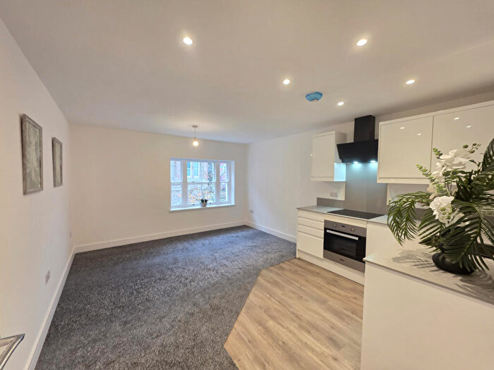 2 Bedroom Flat To Rent In North Walls, Stafford, ST16