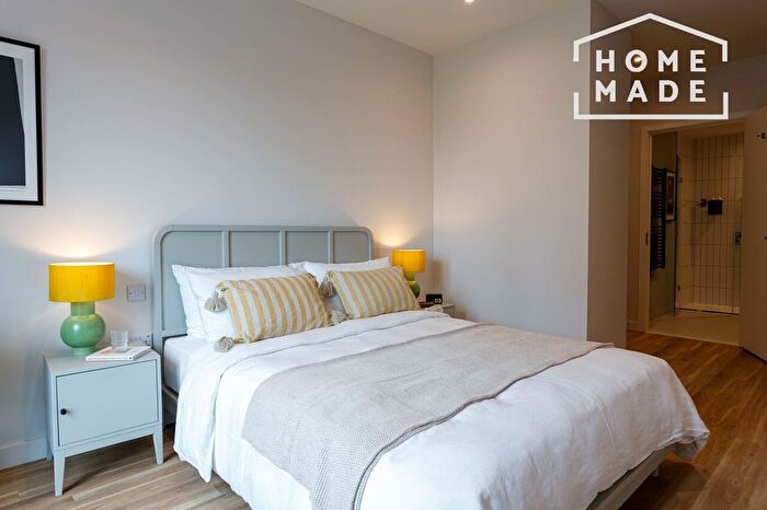1 Bedroom Flat To Rent In Greenford Quay, Greenford, UB6
