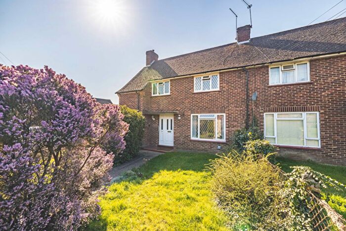 3 Bedroom Semi Detached House For Sale In Withycroft, George Green, Slough, SL3