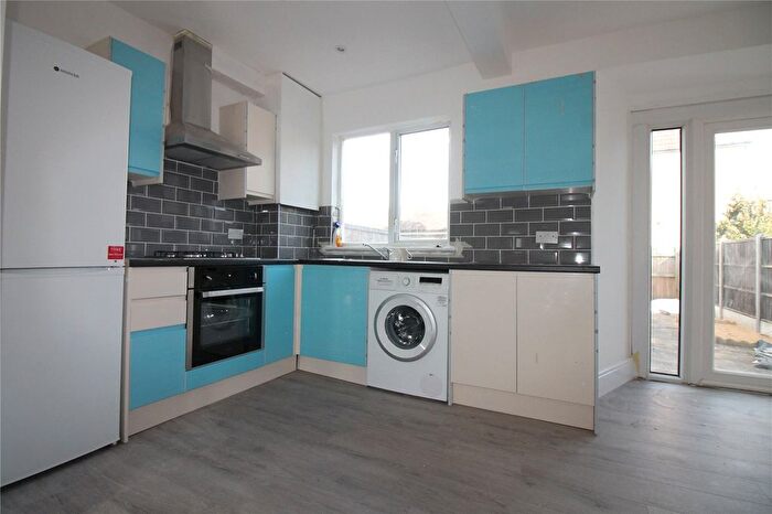 3 Bedroom End Of Terrace House To Rent In Carlyon Avenue, Harrow, HA2