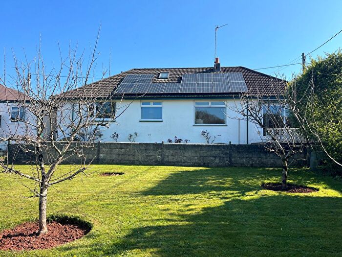 3 Bedroom Bungalow For Sale In The Tors, Kingskerswell, TQ12