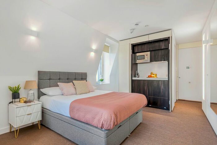 Studio To Rent In Staines Road, Hounslow, TW3