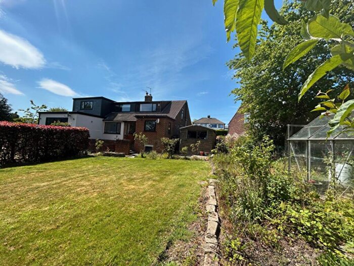 4 Bedroom Bungalow For Sale In Raeburn Drive, Wibsey, Bradford, BD6