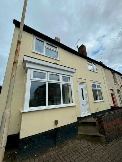 2 Bedroom Semi-Detached House To Rent In High Street, Brierley Hill, West Midlands, DY5