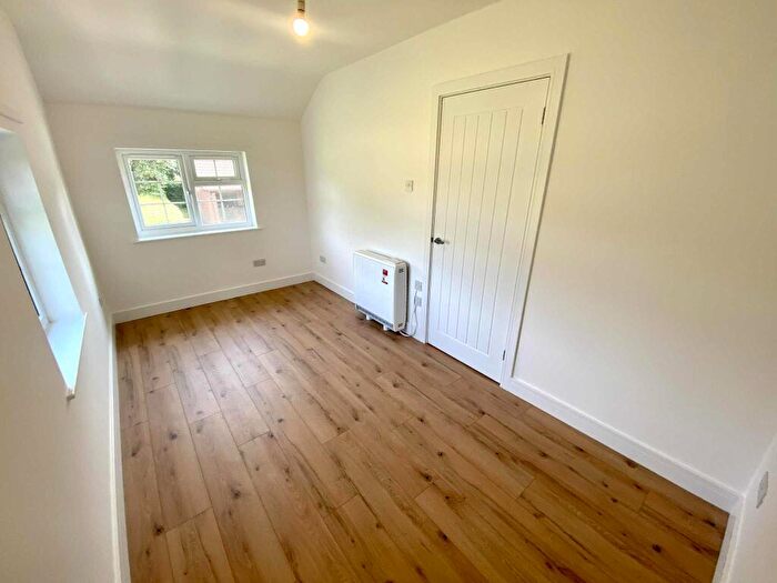 1 Bedroom Flat To Rent In Main Street, Kirklington, NG22