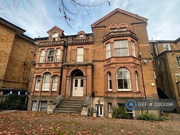 1 Bedroom Flat To Rent In Blackheath Royal Standard, London, SE3
