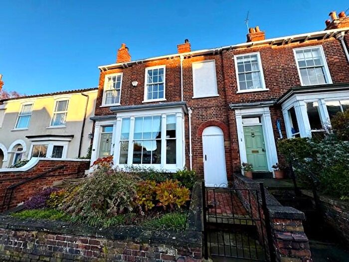 4 Bedroom Town House For Sale In Upgate Louth, LN11