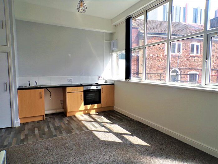 1 Bedroom Apartment To Rent In Story Street, Hull, HU1