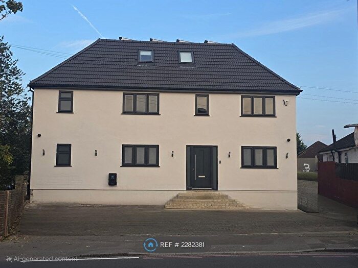 6 Bedroom Detached House To Rent In Hilliers Lane, Croydon, CR0