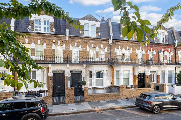 5 Bedroom Terraced House For Sale In Chesilton Road, Fulham, London, SW6
