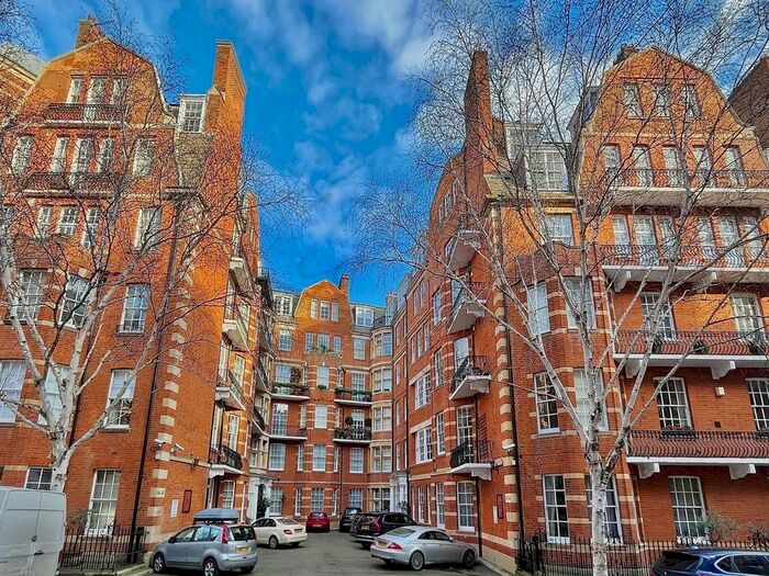 4 Bedroom Flat To Rent In Emery Hill Street, Westminster, SW1P