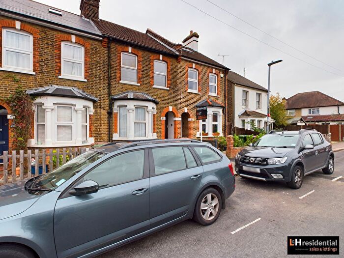 1 Bedroom Flat To Rent In Drayton Road, Borehamwood, WD6