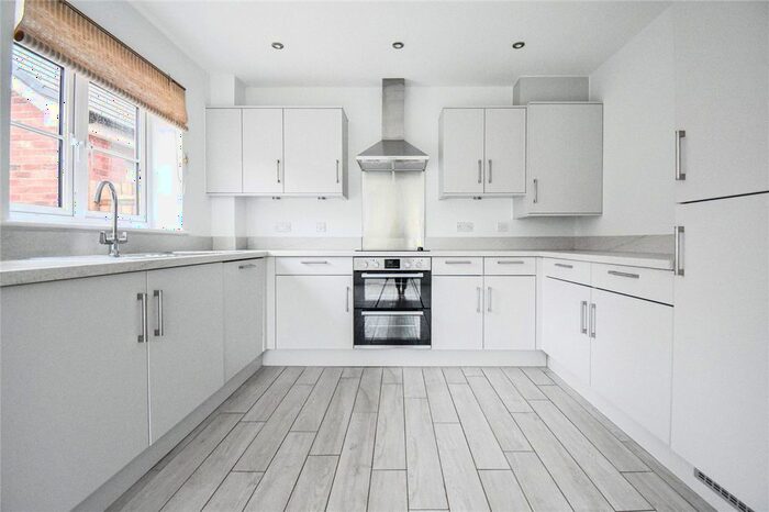 3 Bedroom Detached House To Rent In Samworth Close, Balsham, Cambridge, CB21