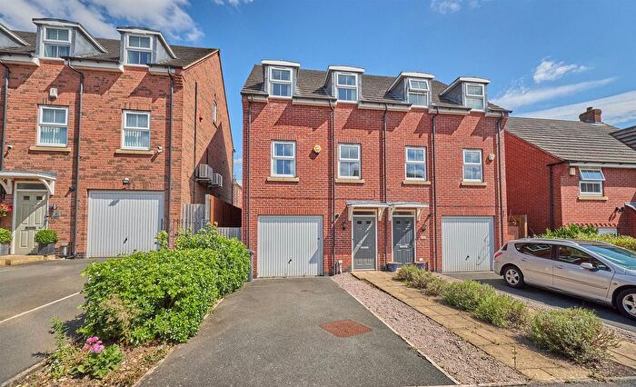 3 Bedroom Semi-Detached House To Rent In Oaklands Drive, Earl Shilton, Leicester, LE9