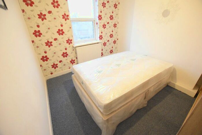 1 Bedroom Flat To Rent In High Road Leyton, London, E10