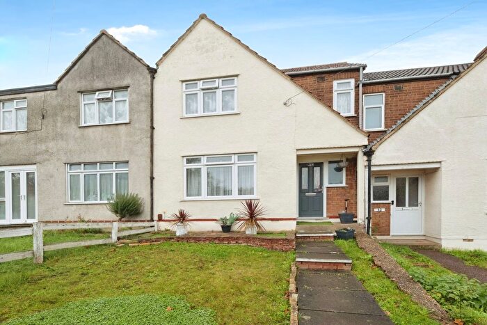 3 Bedroom Terraced House For Sale In Drayton Road, Bletchley, Milton Keynes, Buckinghamshire, MK2