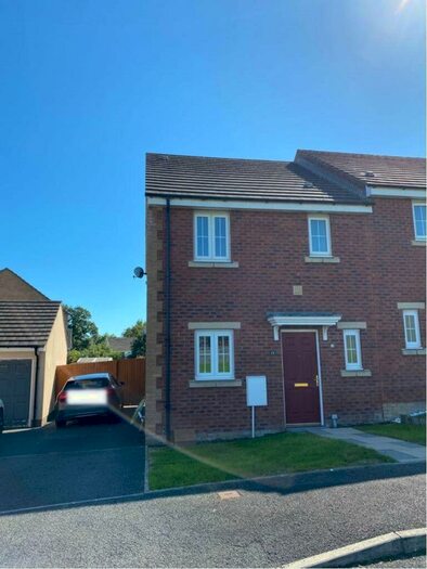 3 Bedroom House To Rent In Clos Y Cudyll Coch, Broadlands, Bridgend, CF31