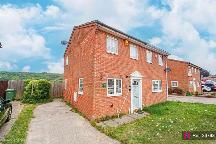 2 Bedroom Semi-Detached House To Rent In Muirfield Rise, St. Leonards-On-Sea, TN38