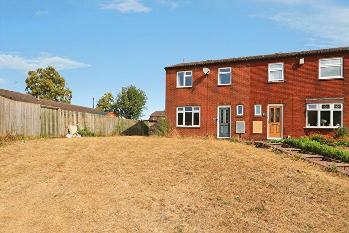 3 Bedroom End Terrace House For Sale In Fountain Lane, Bilston, West Midlands, WV14