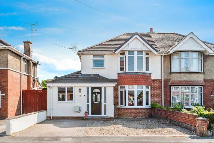 4 Bedroom Semi-Detached House For Sale In Cumberland Road, Swindon, Wiltshire, SN3