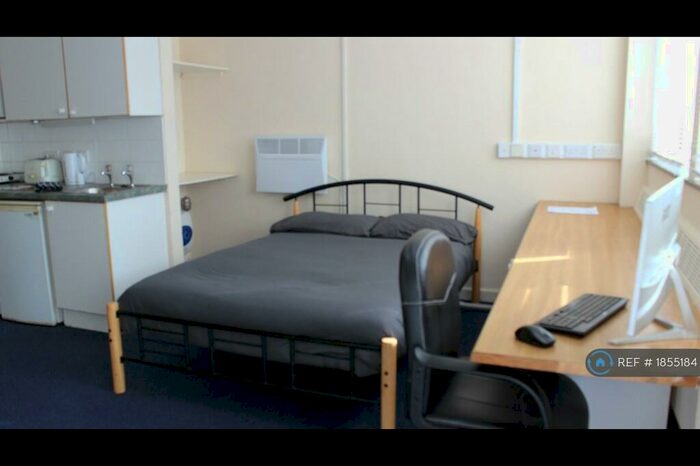 Studio To Rent In Notte Street, Plymouth, PL1