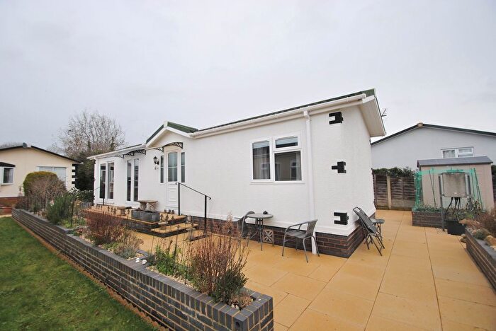 2 Bedroom Park Home For Sale In Willow Drive, Woodmancote Park Homes, Woodmancote, GL52