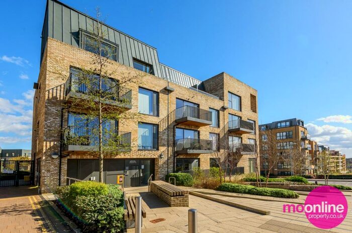 2 Bedroom Penthouse To Rent In Regiment Hill, Mill Hill, London, NW7