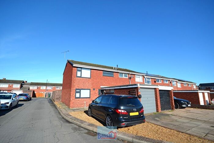 3 Bedroom End Terrace House For Sale In Priors Harnall, CV1