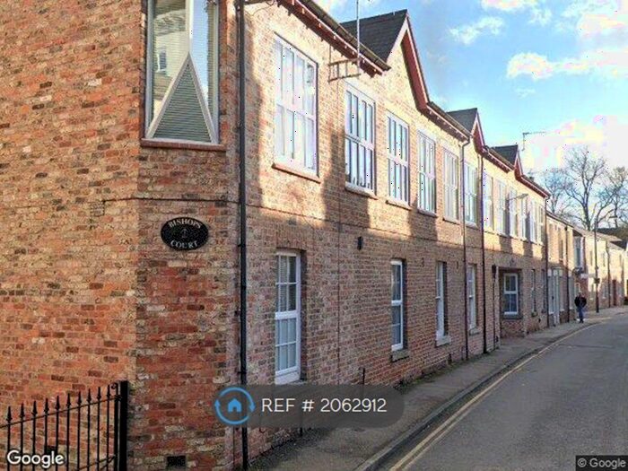 2 Bedroom Terraced House To Rent In Bishops Court, York, YO1