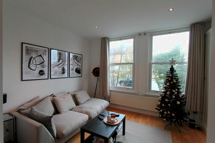 2 Bedroom Flat To Rent In Southwood Road, London, SE9