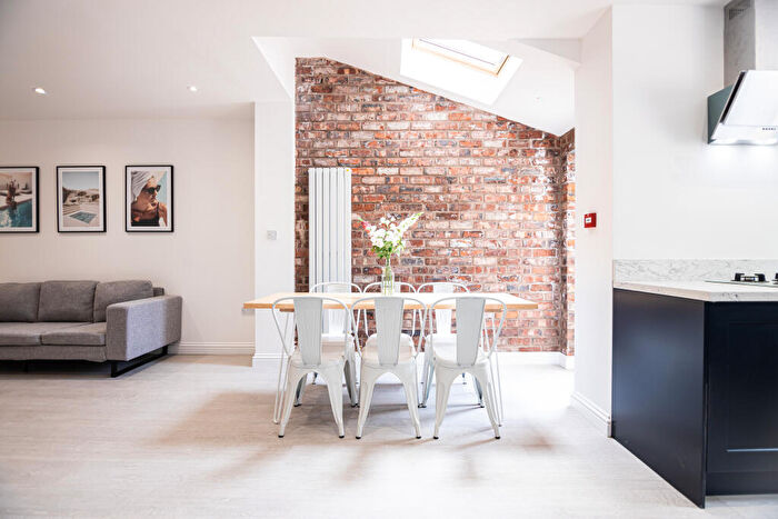 6 Bedroom Terraced House To Rent In Thornycroft Road, Liverpool, Merseyside, L15