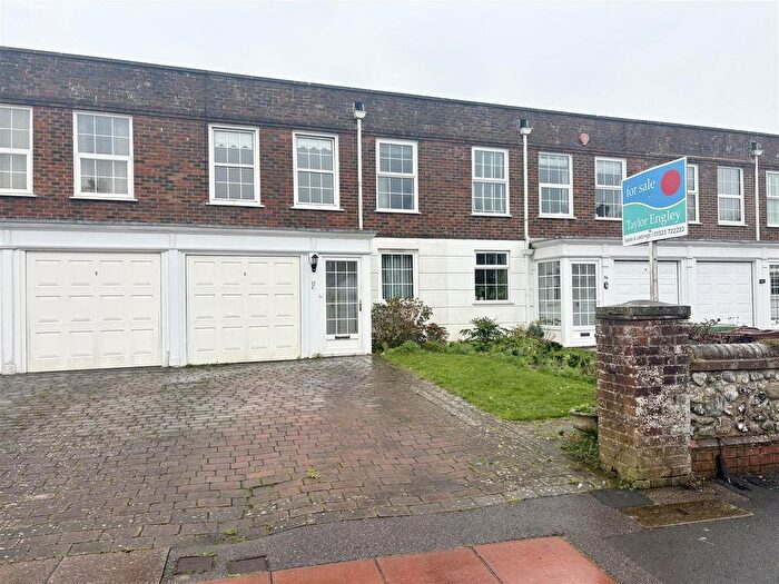 3 Bedroom Terraced House For Sale In Dittons Road, Eastbourne, BN21