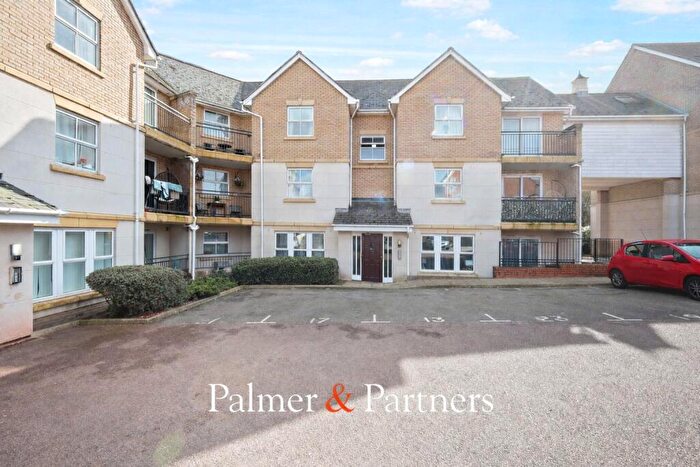 3 Bedroom Apartment For Sale In Wallace Road, Mile End, Colchester, Essex, CO4