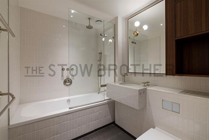 2 Bedroom Flat To Rent In Long Street, Hackney, E2