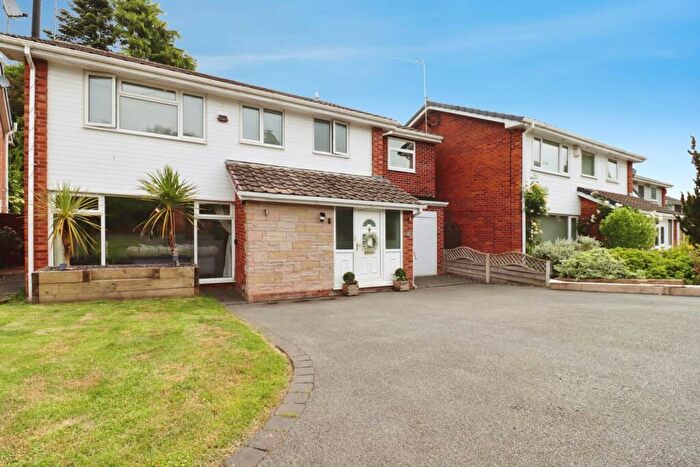 5 Bedroom Detached House For Sale In Raby Close, Raby Mere, CH63