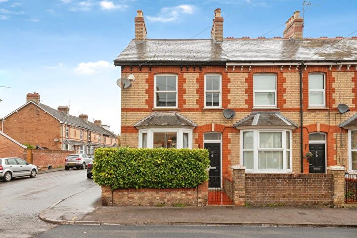 2 Bedroom End Terrace House For Sale In Salisbury Street, Taunton, TA2