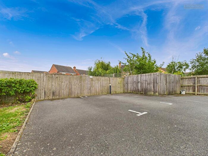 1 Bedroom Flat For Sale In Hargate Way, Hampton Hargate, Peterborough, PE7