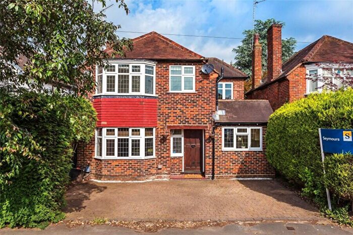 3 Bedroom Detached House To Rent In Horsell, Woking, GU21