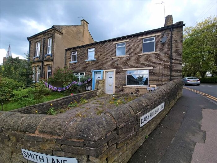 3 Bedroom End Of Terrace House To Rent In Smith Lane, Bradford, BD9