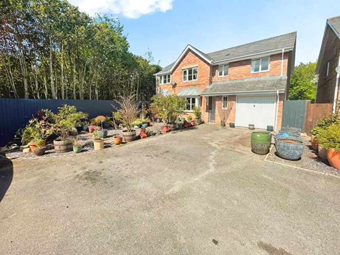 6 Bedroom Detached House For Sale In Llys Eglwys, Bridgend, CF31
