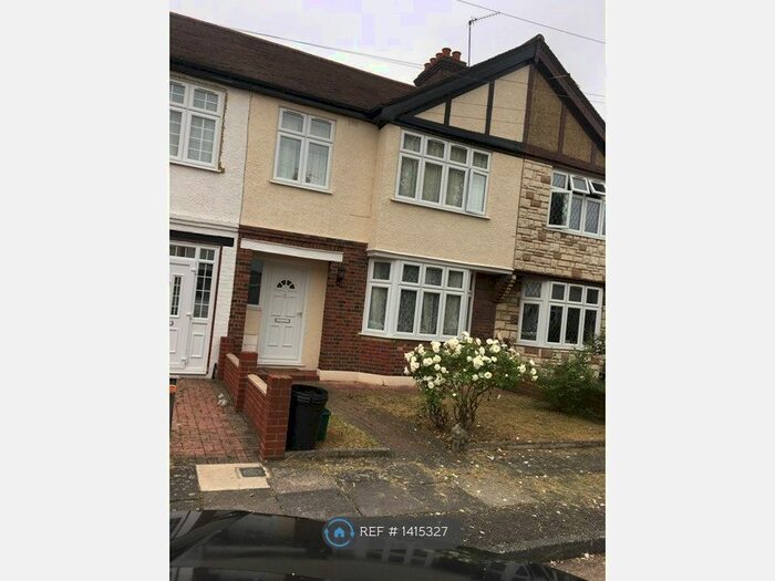 3 Bedroom Terraced House To Rent In Marsh Avenue, Mitcham, CR4