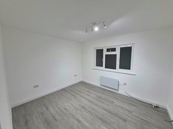 1 Bedroom Flat To Rent In Hendon, NW4