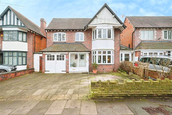 5 Bedroom Detached House For Sale In Victoria Road, Acocks Green, Birmingham, West Midlands, B27