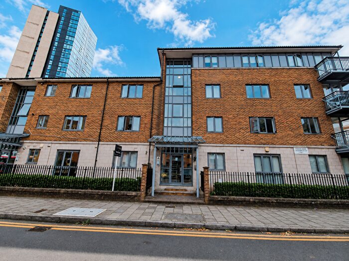 2 Bedroom Flat To Rent In Compass Point, Grenade Street, Limehouse, London, E14