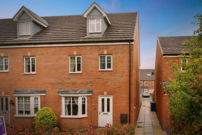 4 Bedroom Mews For Sale In Farrell Street, Warrington, Cheshire, WA1