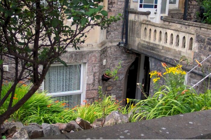 1 Bedroom Flat To Rent In Southside, Weston-Super-Mare, BS23