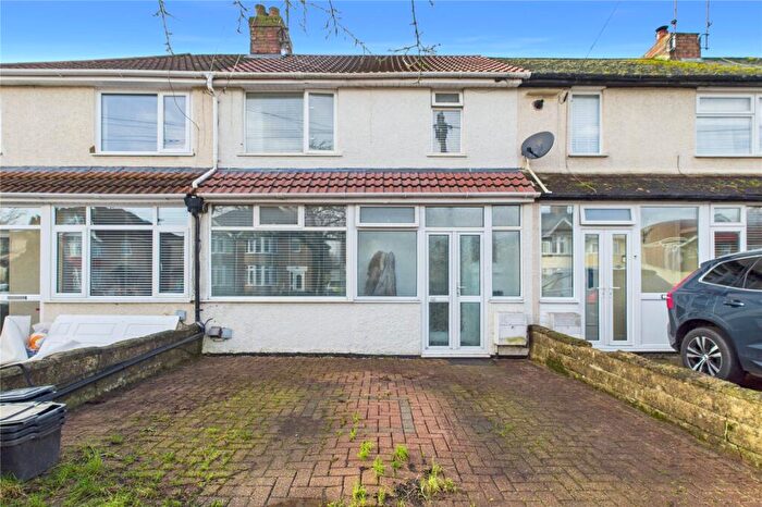 2 Bedroom Terraced House For Sale In Somerset Road, Rodbourne Cheney, Swindon, SN2