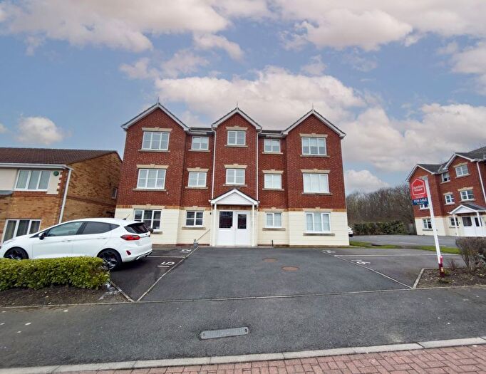 2 Bedroom Flat For Sale In Glamis Court Woodstone Village, Houghton Le Spring, Tyne And Wear, DH4