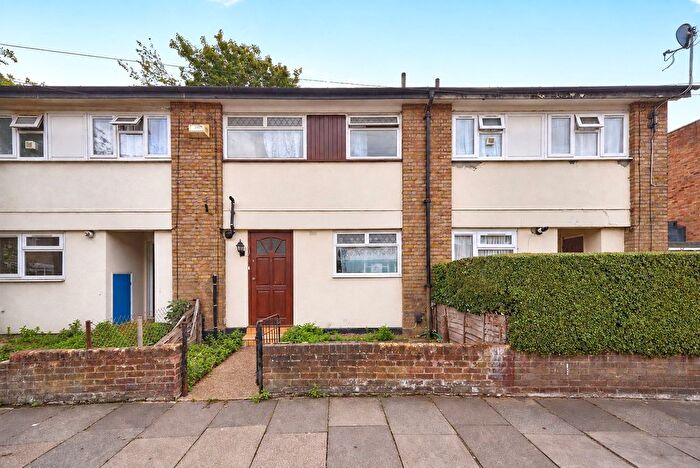 2 Bedroom Semi Detached House For Sale In Grange Road, London, London, E13